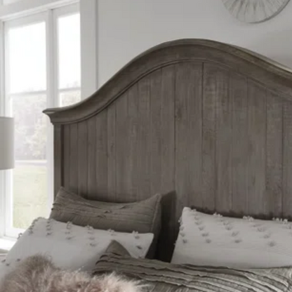 Rustic Charm Meets Chic Elegance: Solid Wood Platform King Size Bedroom Set with Scalloped Edges, Weathered White Wash Finish, Unique Grain Patterns, Angled Feet, and Oil-Rubbed Bronze Drawer Pulls
