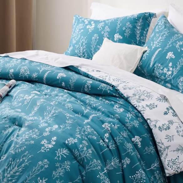 Floral Comforter Set – Stylish and Cozy Bedding with Cute Floral Pattern for a Beautiful Bedroom Makeover