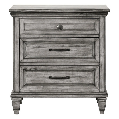 Old-World Charm Meets Glamour in 5-Piece Queen Bedroom Set – Rich Brown Finish with Crown Molding, Felt-Lined Drawers, and Built-In Outlets