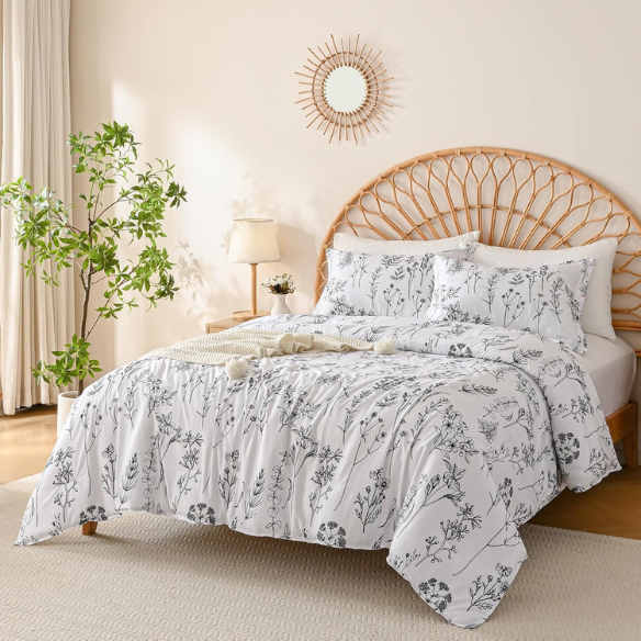 Floral Comforter Set – Stylish and Cozy Bedding with Cute Floral Pattern for a Beautiful Bedroom Makeover