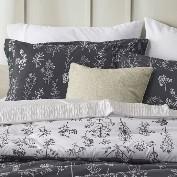 Floral Comforter Set – Stylish and Cozy Bedding with Cute Floral Pattern for a Beautiful Bedroom Makeover