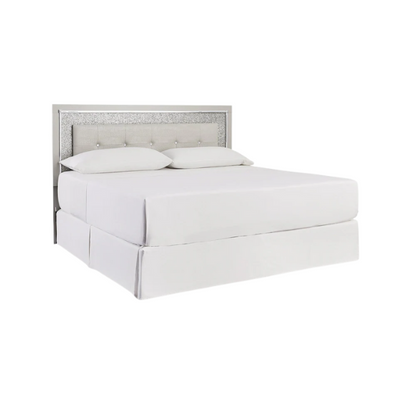 Opulent Silver Upholstered Panel King Bed Set with Metallic Gator Finish and Faceted Chrome-Tone Nightstands