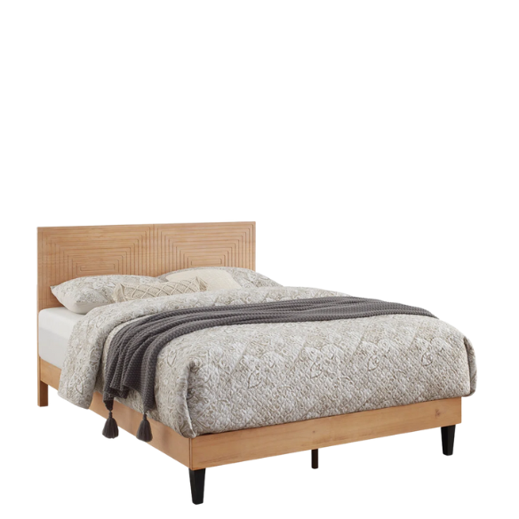 Queen Size Solid Wood Bed with Intricate Engraved Design – Timeless Craftsmanship and Elegance