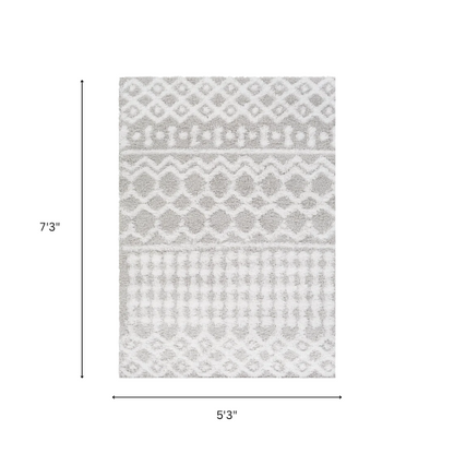 Contemporary Geometric Area Rug – Striking Design, Durable Construction, and Timeless Charm for Your Home