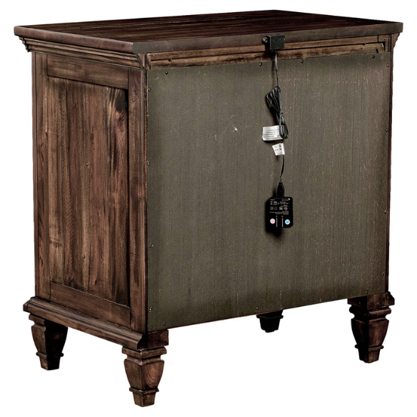 Old-World Charm Meets Glamour in 5-Piece Queen Bedroom Set – Rich Brown Finish with Crown Molding, Felt-Lined Drawers, and Built-In Outlets